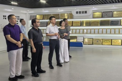 西北农林科技大学副校长刘天军一行莅临托普云农调研